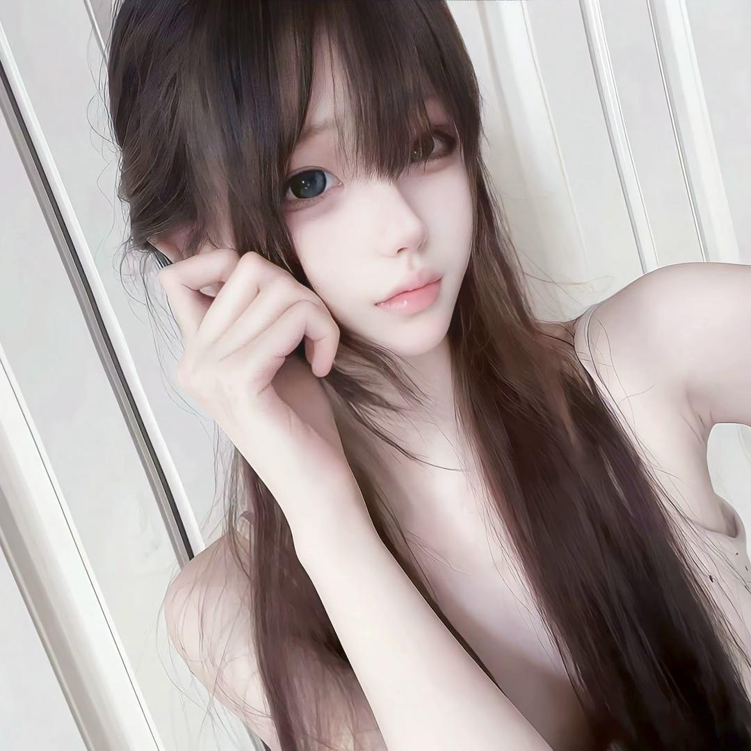 小歪ovo.