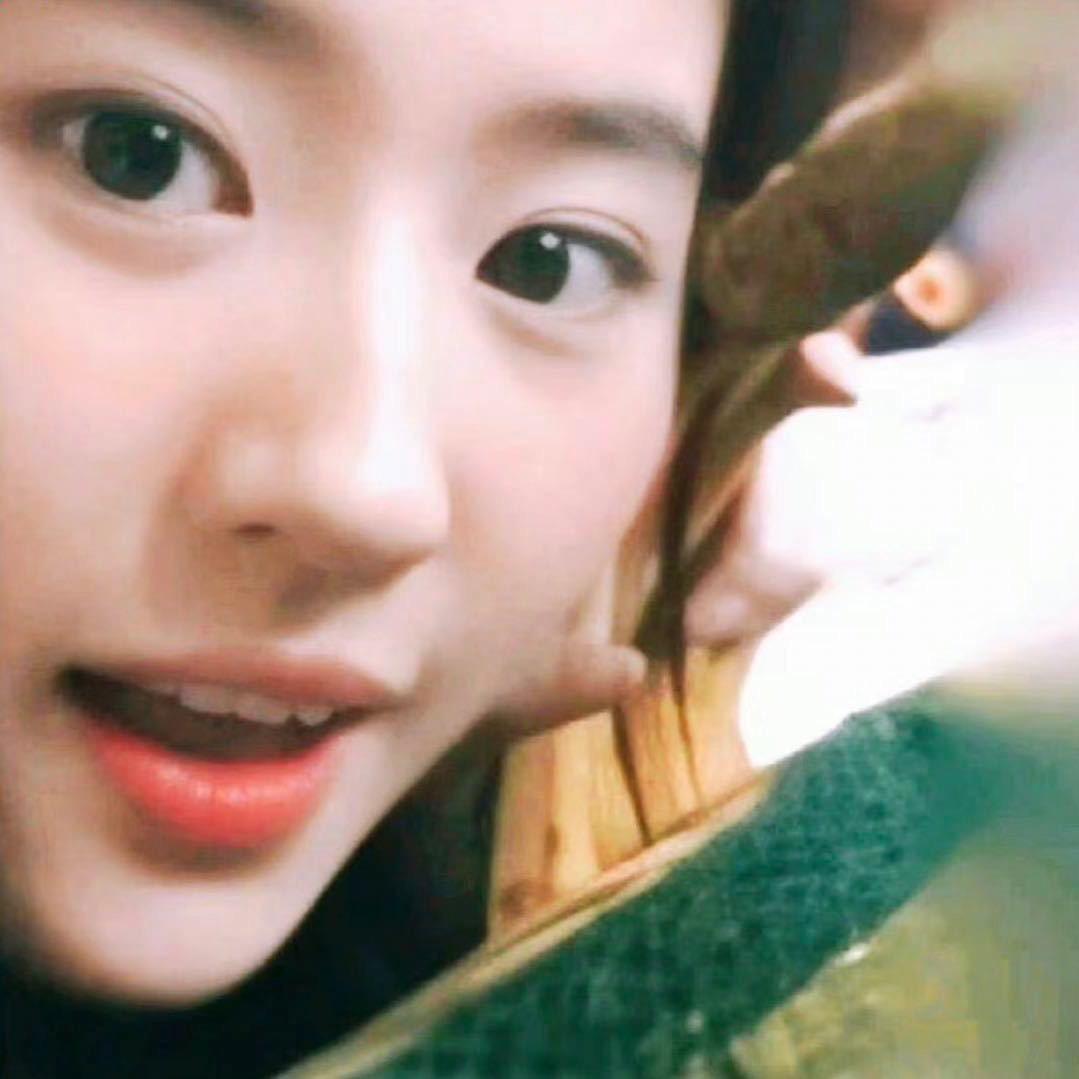 开心的玉米排骨汤