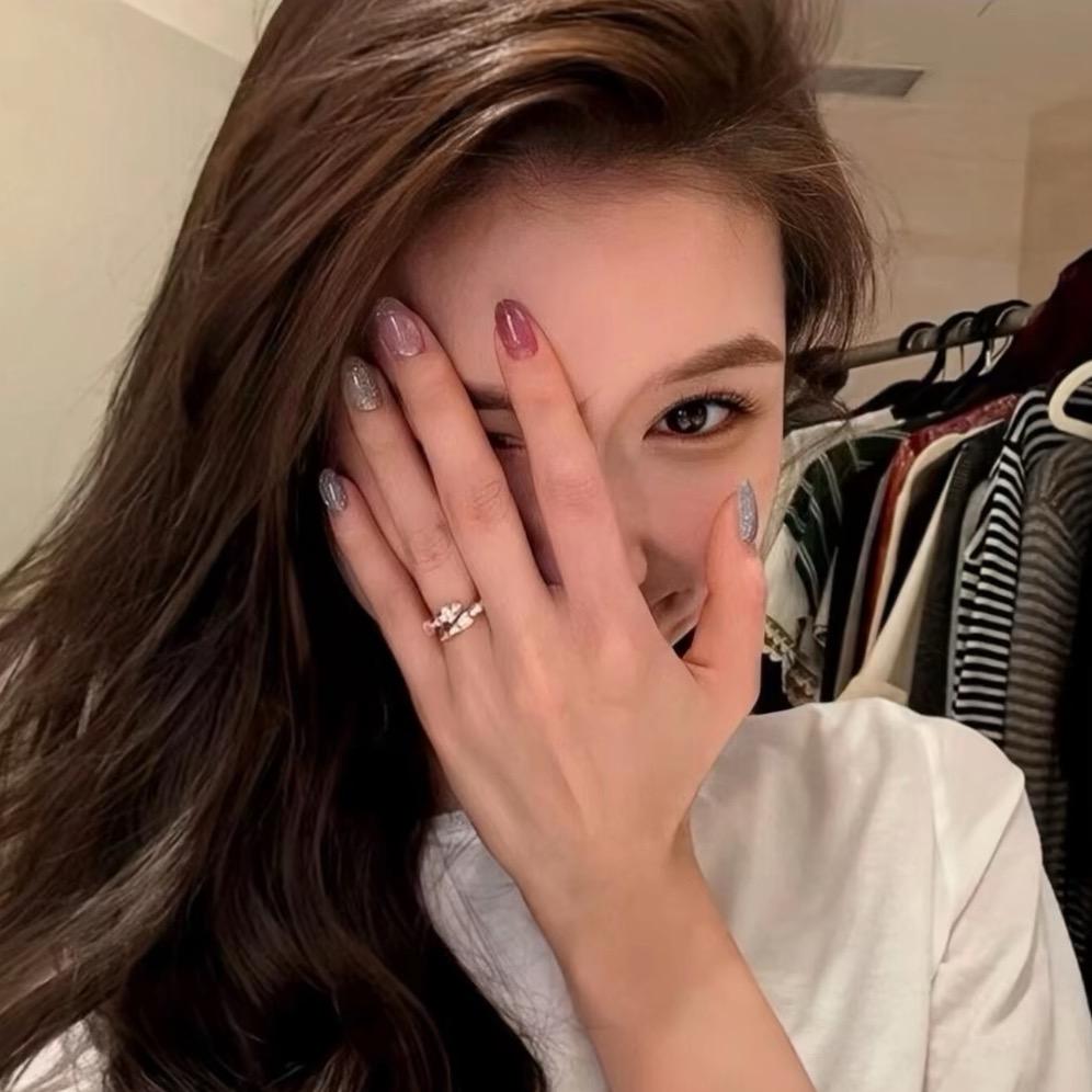 美女不⁷饭