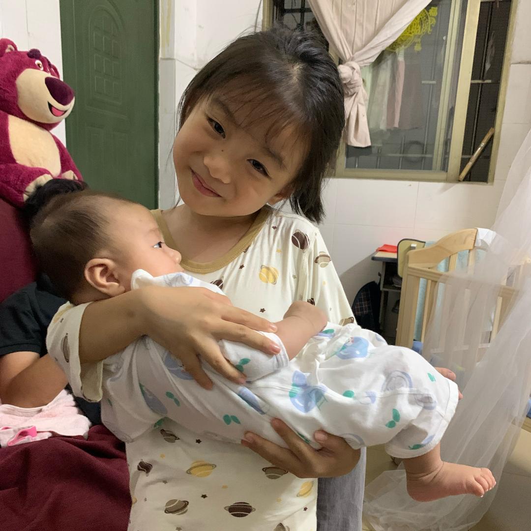 小苗。