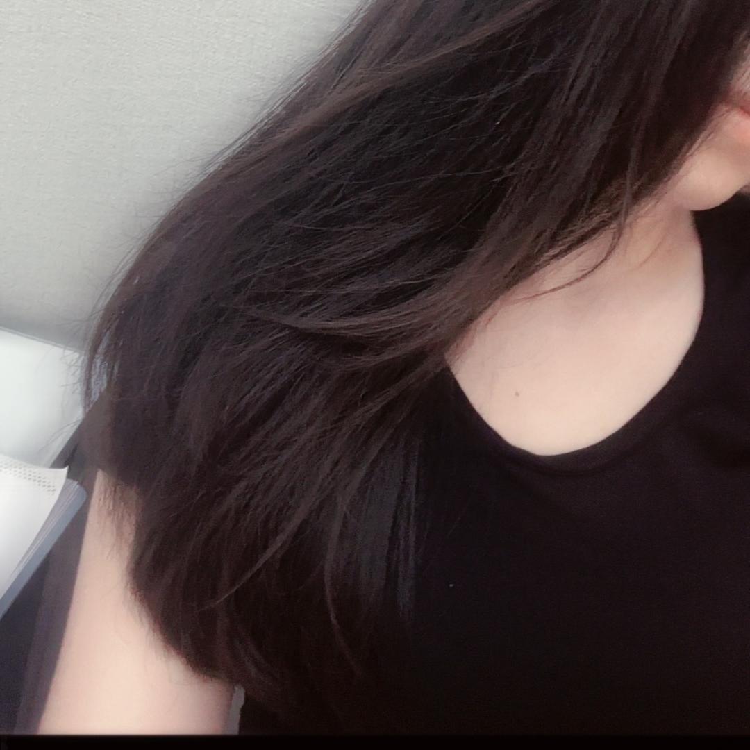 💋.