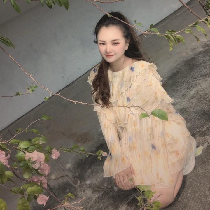 (ง •̀_•́)ง加油❤ 小妞