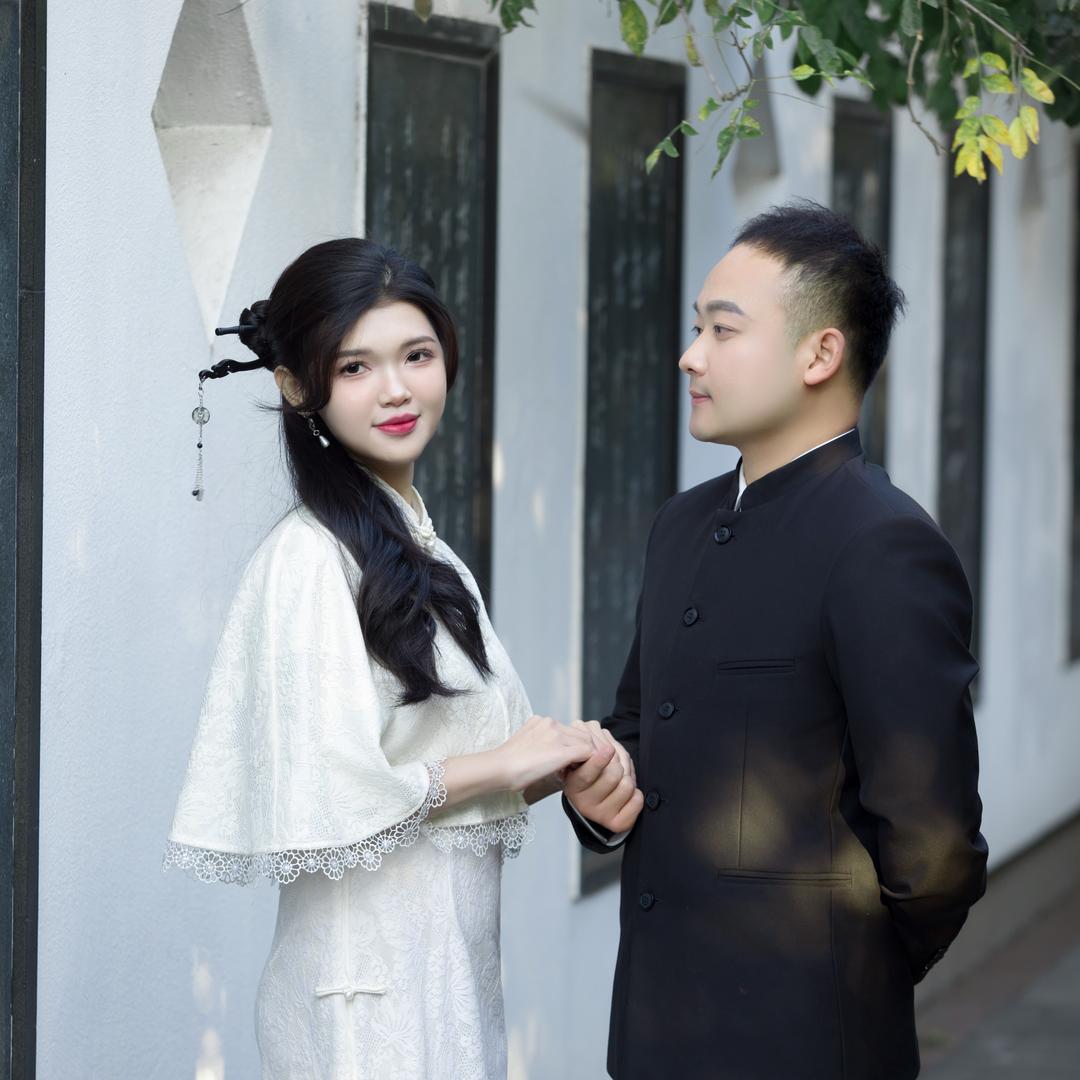 贞贞与小志🇨🇳🇻🇳