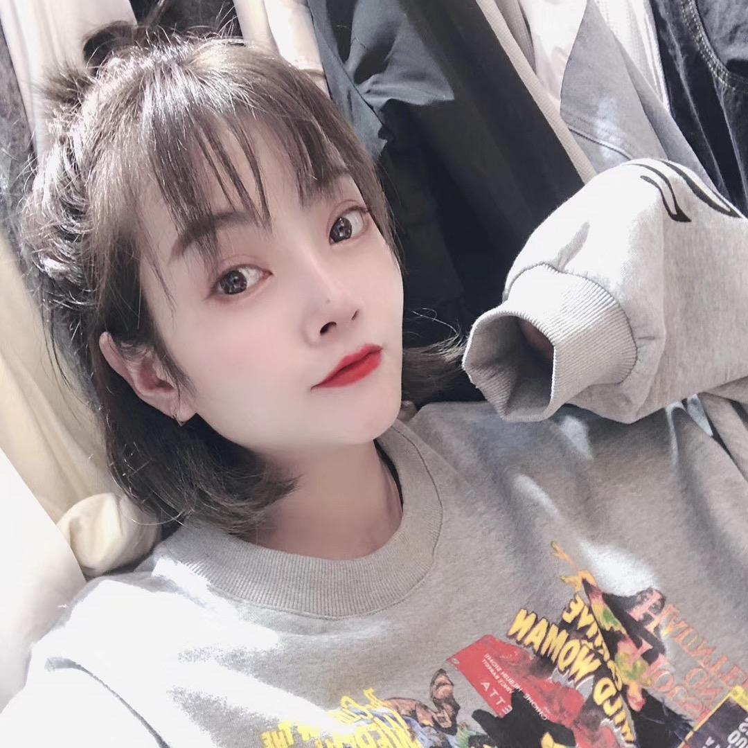 郑州市二七区栗子服装工作室