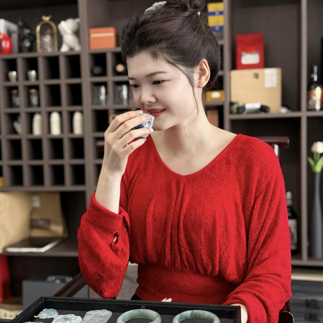 飞儿珠宝美玉