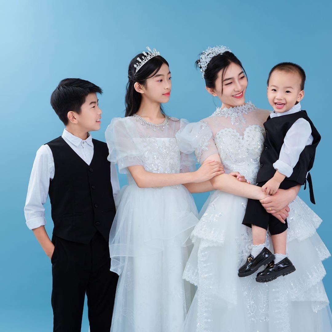 家有三宝妈妈