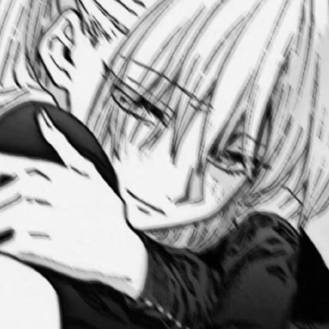 眼泪挂在微笑嘴角_