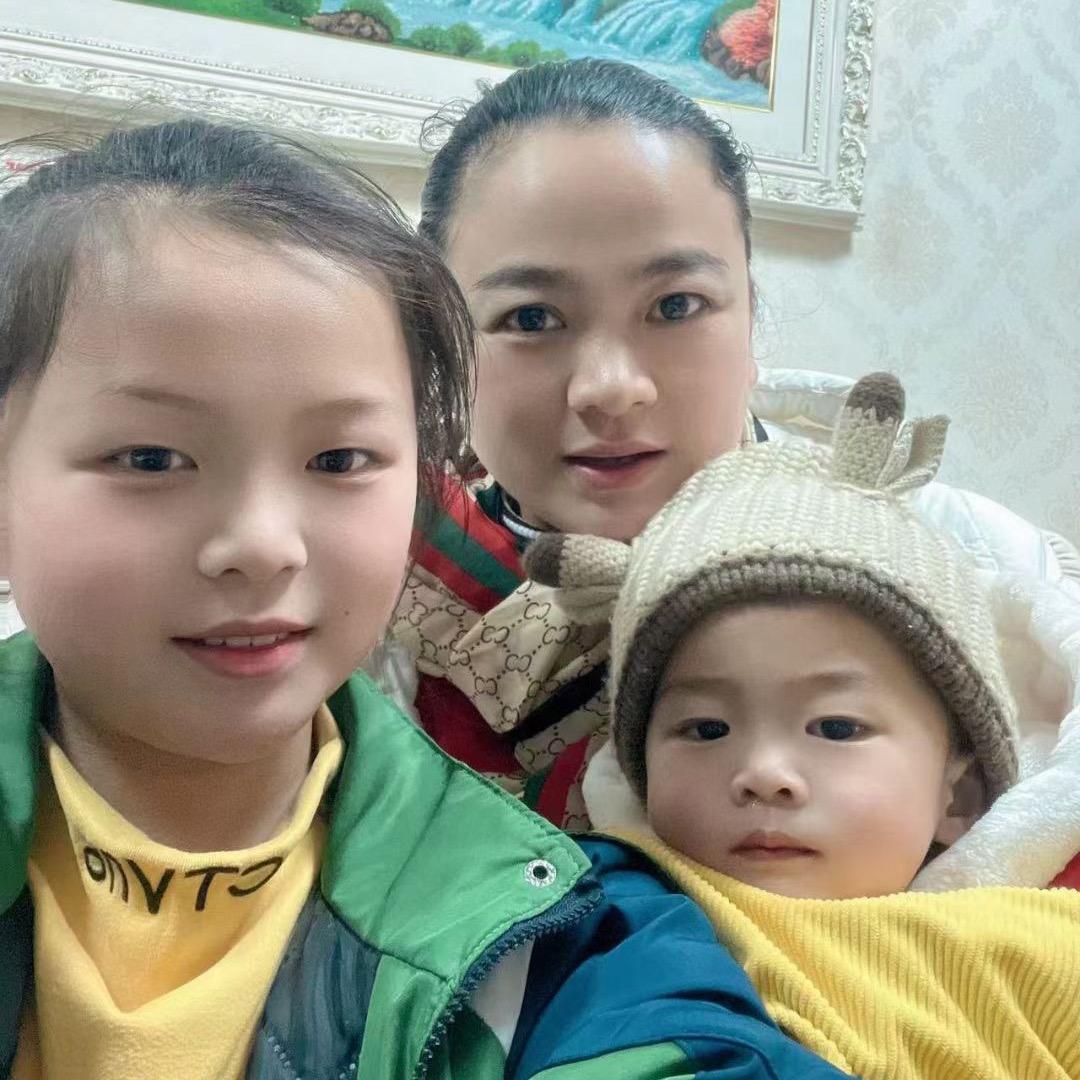 多多妈纸尿裤·橱窗营业中