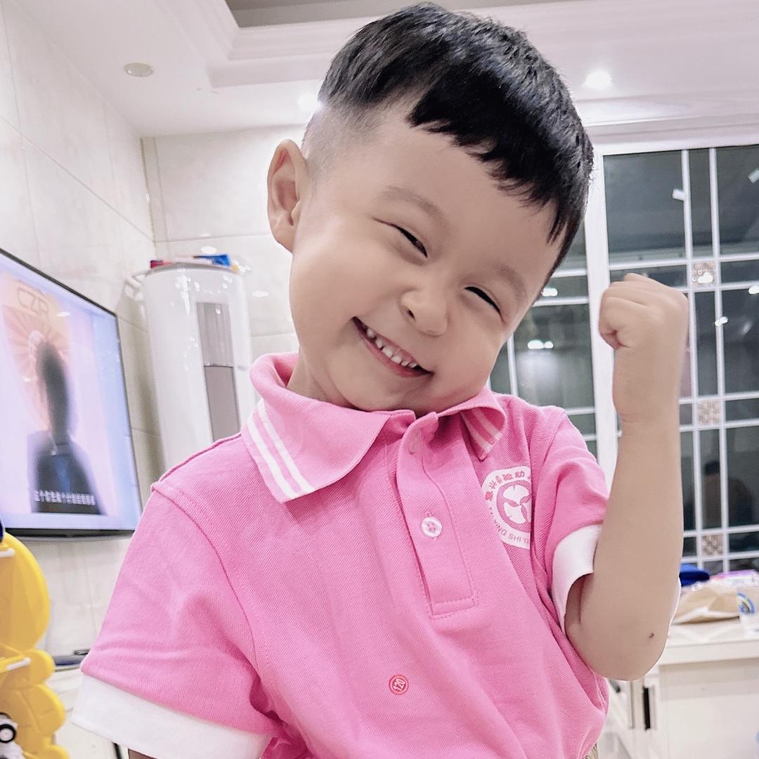 𝒵𝒽𝒶𝓃ℊᥫᩣ