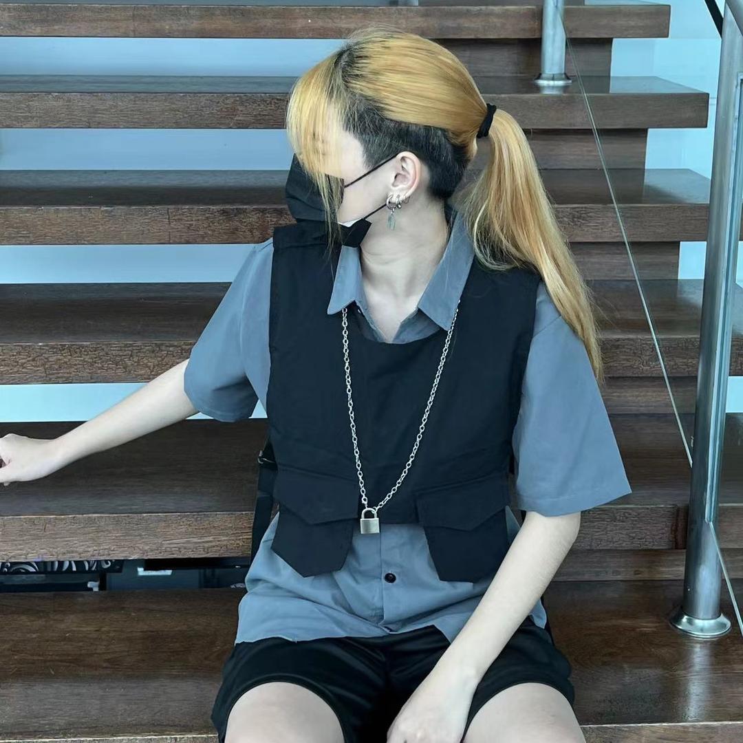 是梁小姐a