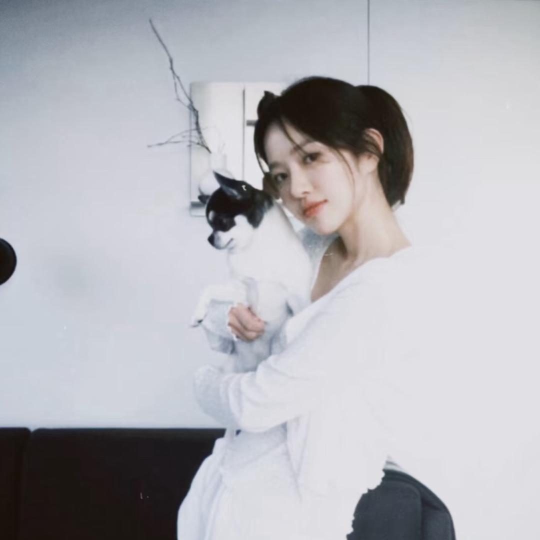 ㅤㅤ，ㅤ