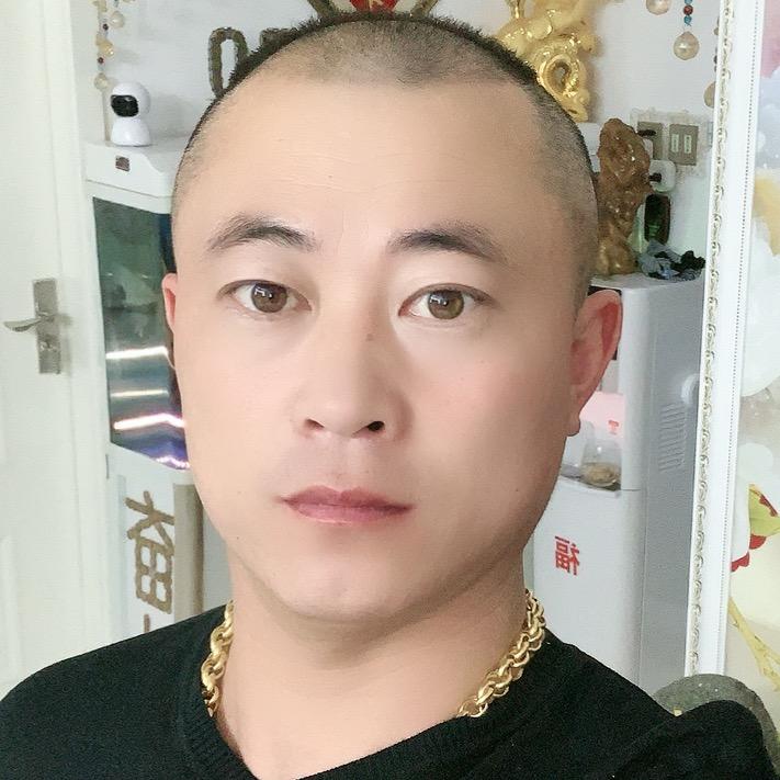 土豪强哥