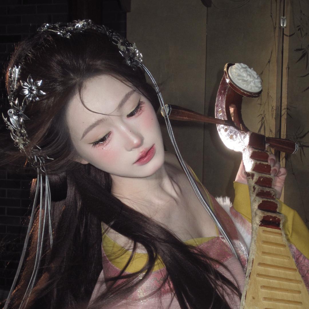 邹邹不是粥粥