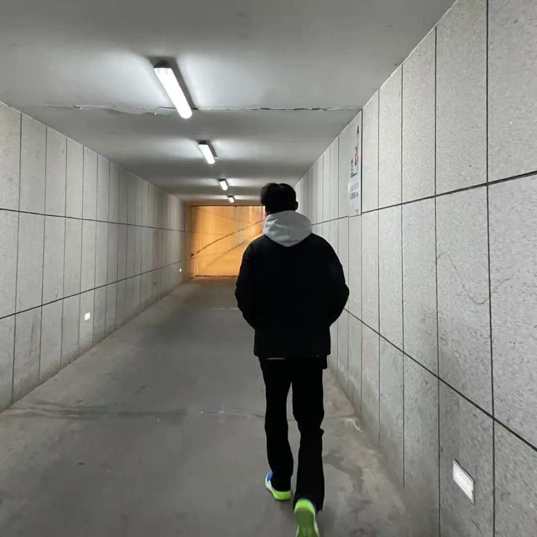 让我再眯一会