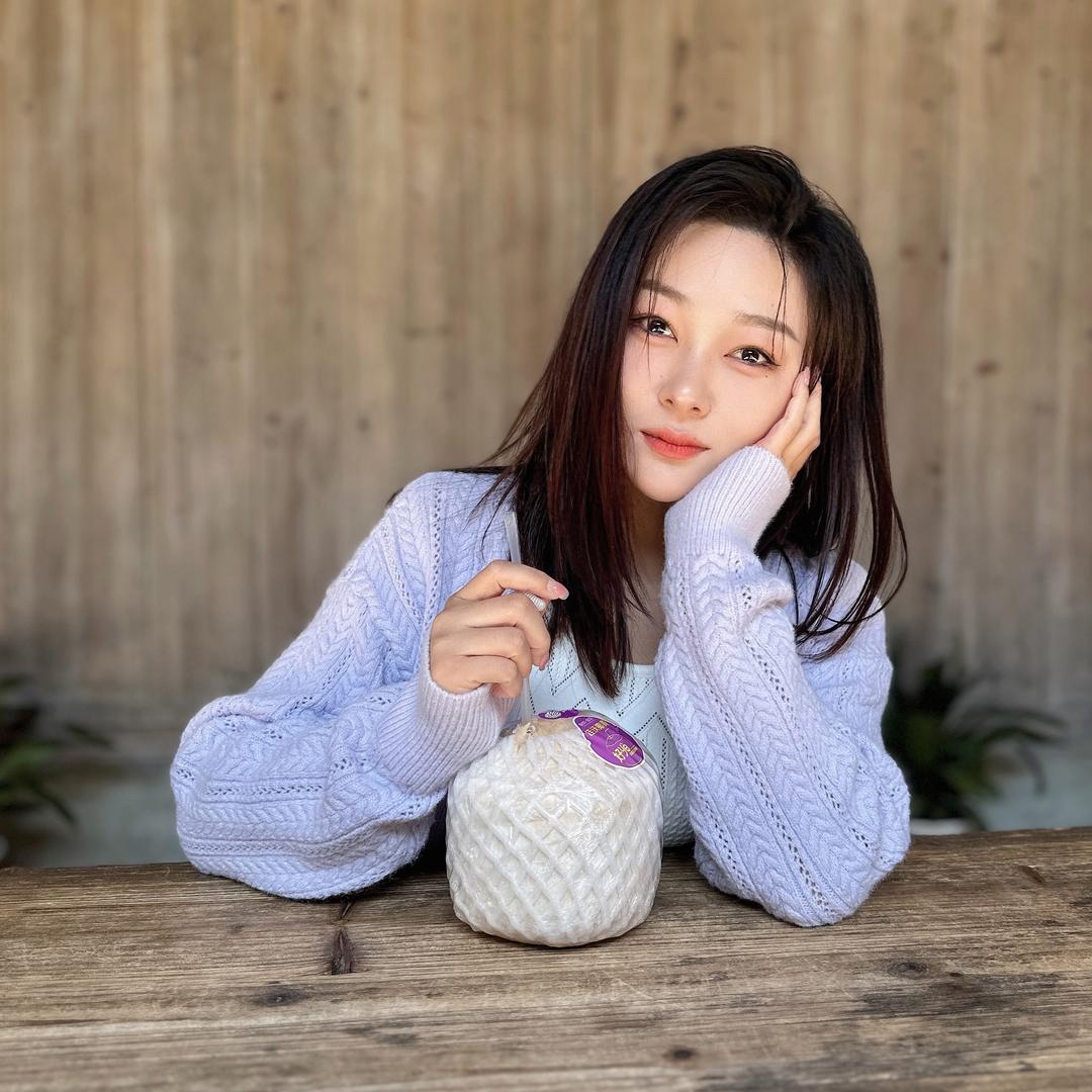 卞小美