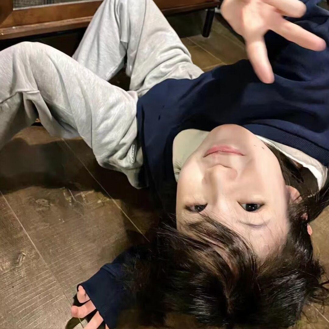 亿莹