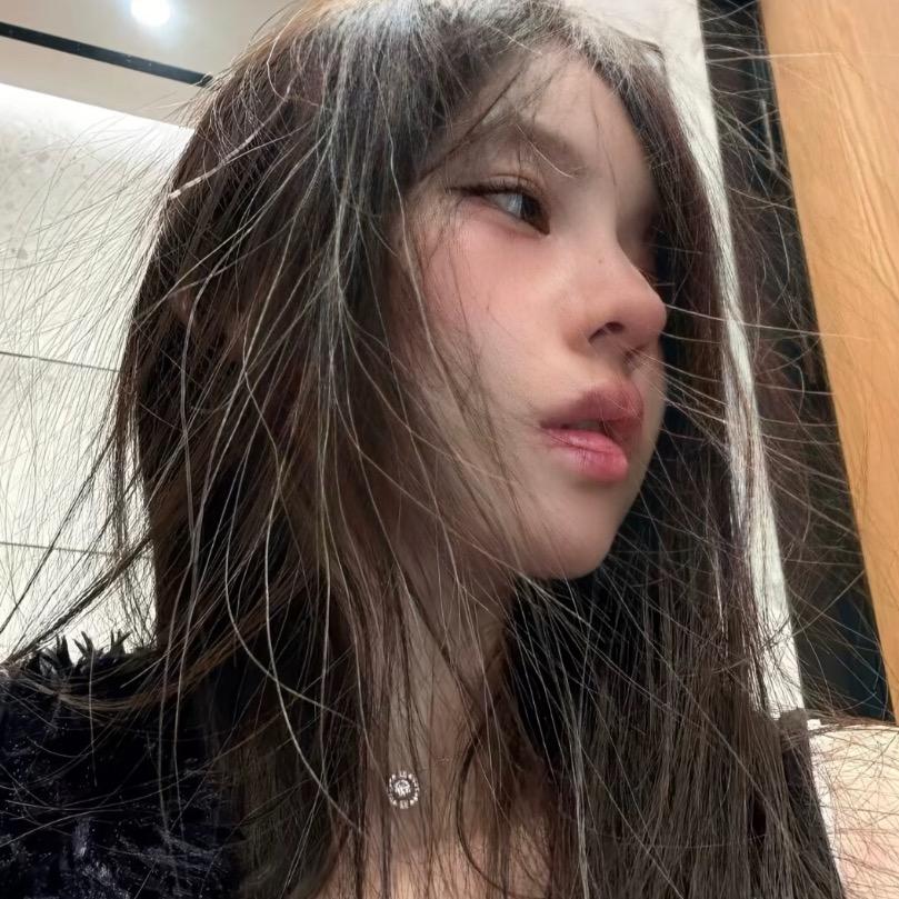 Li ㅤ ㅤ