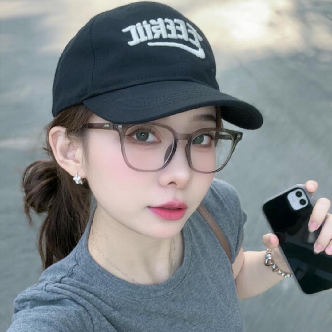 苏Yvonne