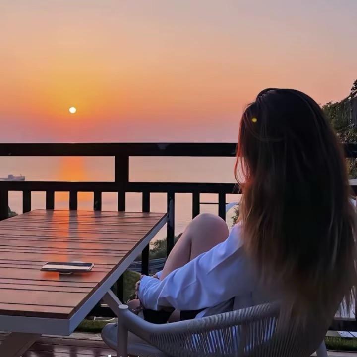 烟台洛神晨晨