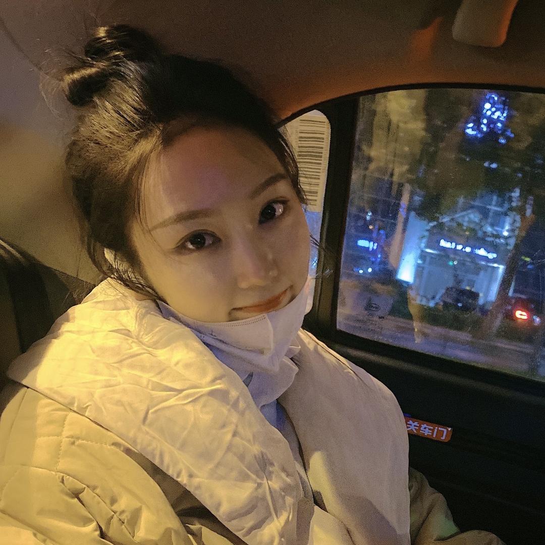小薛吱吱