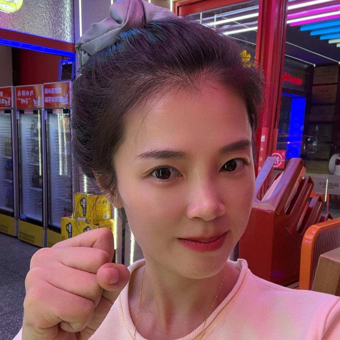 小小耘🦪（造梦先生）