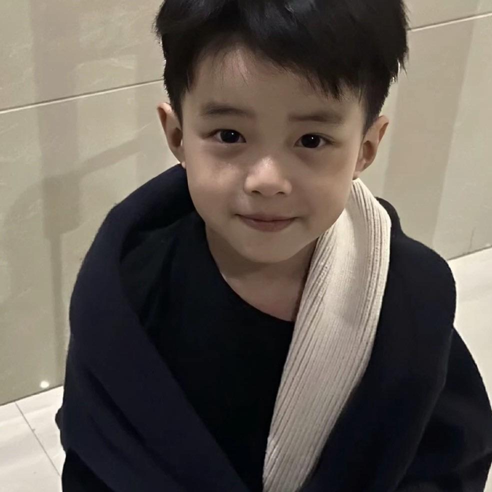 小王同学..
