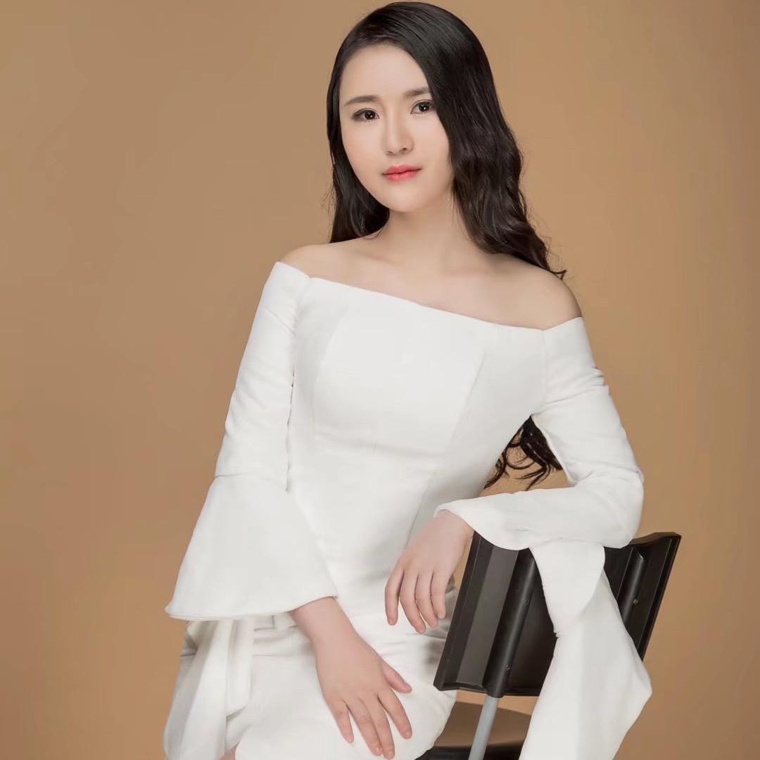 李美美美学体验官变富变美