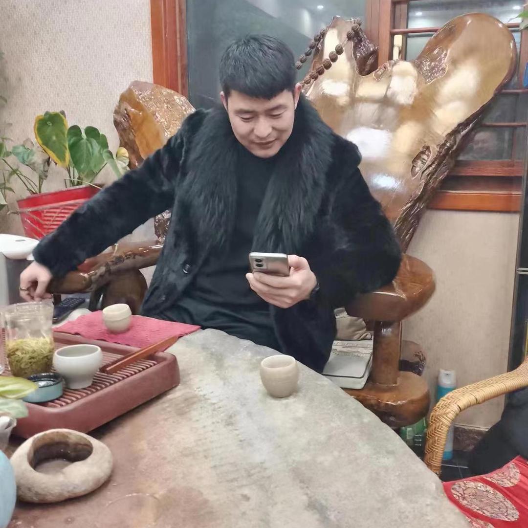 外星人　　　　🪳