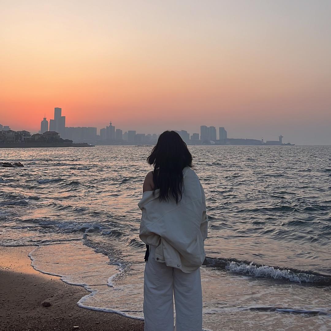 觉觉爱睡觉啦～