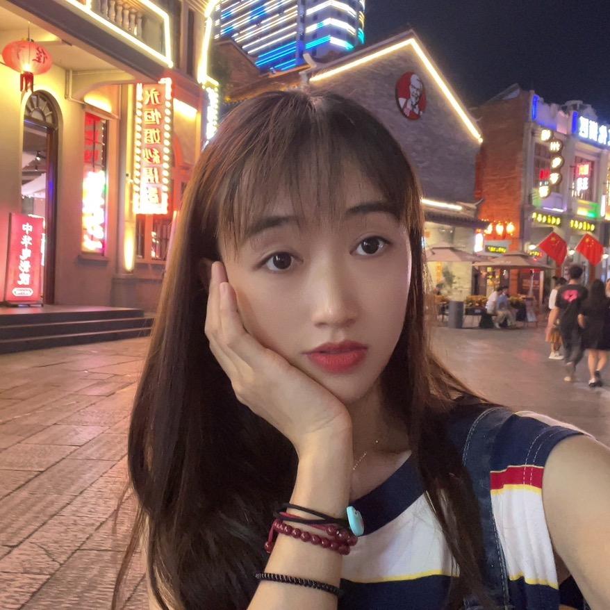 是小陆老师呀.