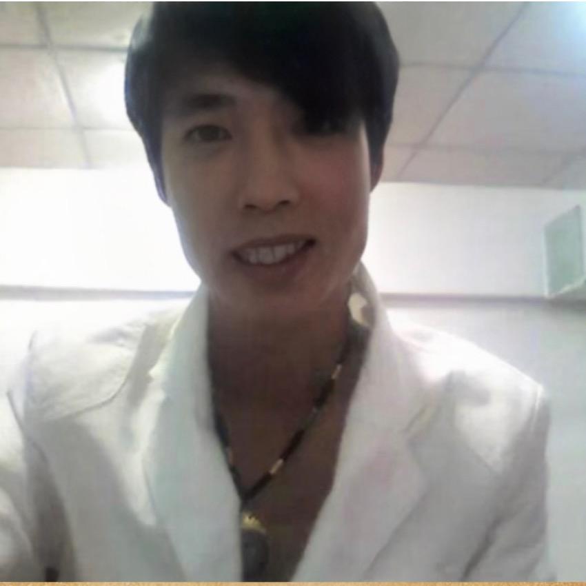 致青春：陈࿐明