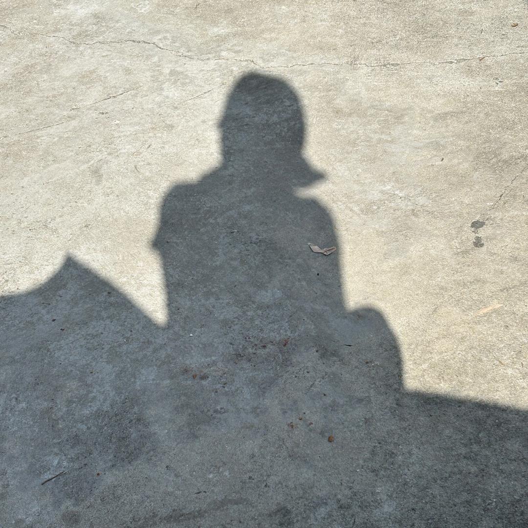 我踩到香蕉皮了
