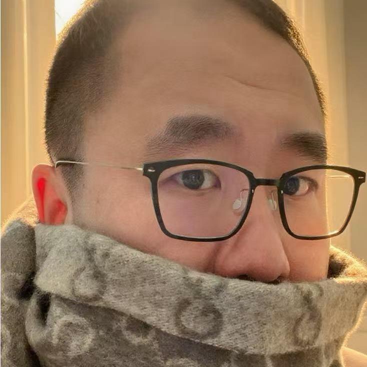 😝  楽  👻