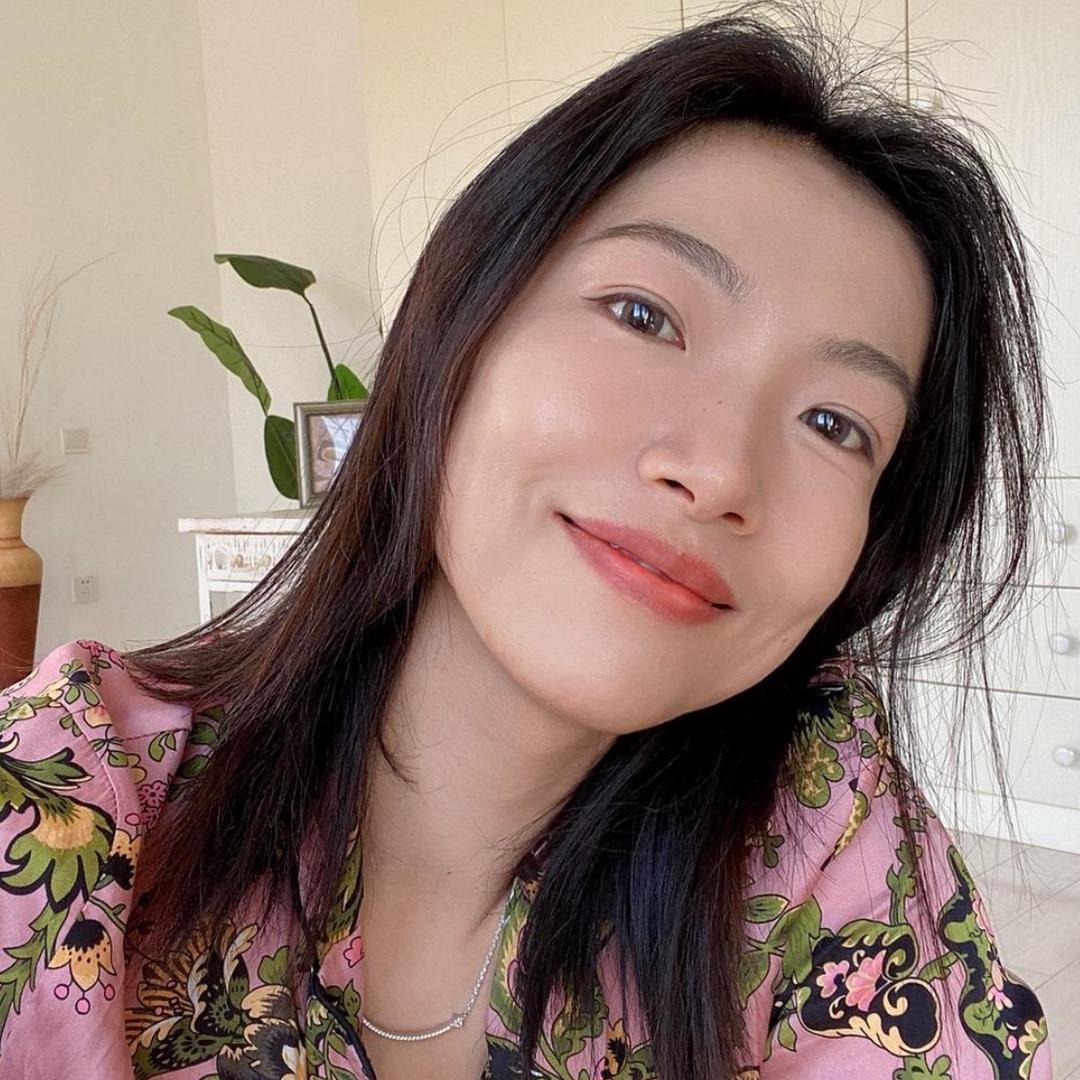 幸运燕儿轻奢女装