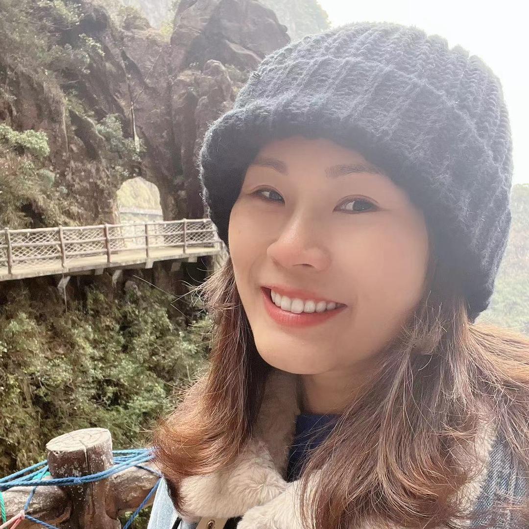 婷姐爱喝酒