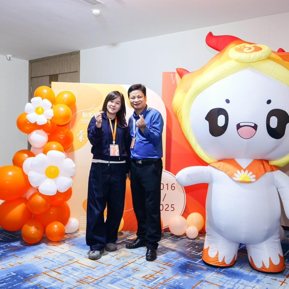 阳光8点乌鲁木齐酷啦啦店