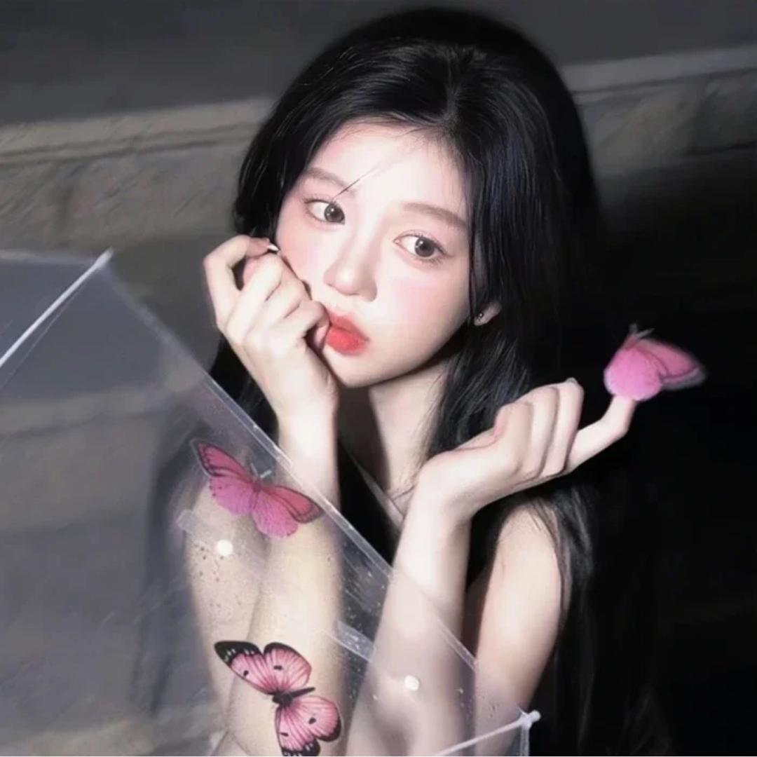 ㅤ是小兰吖