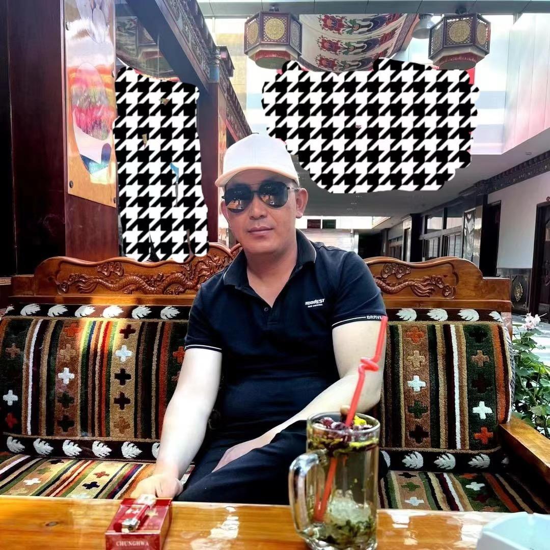 两兄百货  云旦🐴