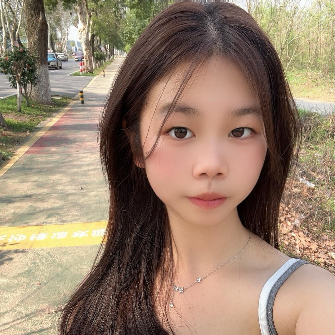 小洁爱吃外卖