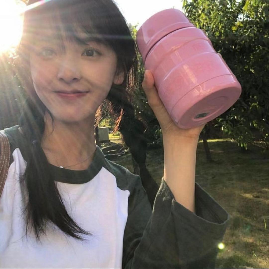 爱谦谦的小鹿