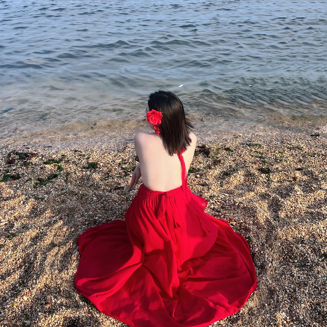 @有点冷