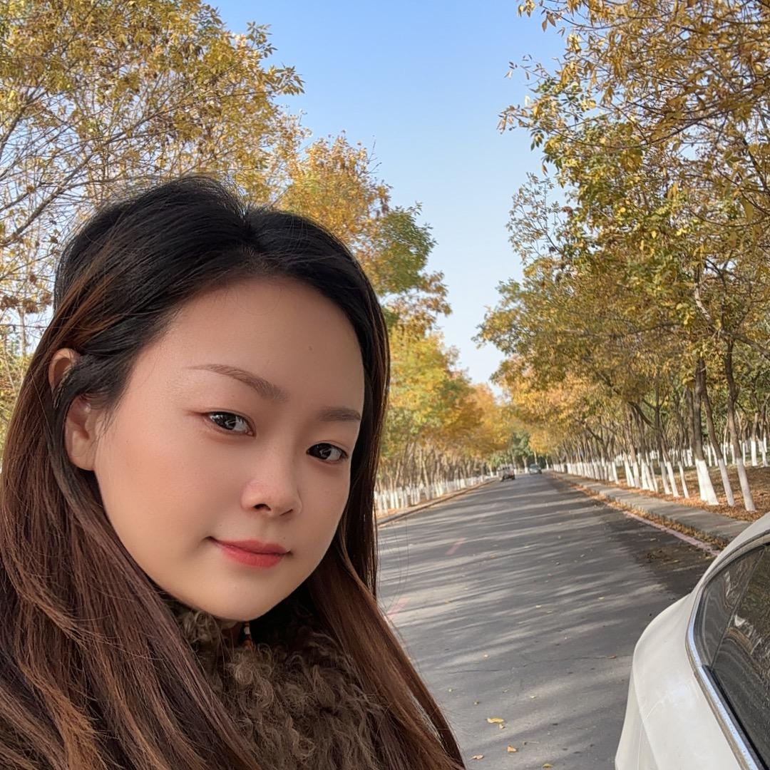阿拉尔伊莉莎白瓷砖老板娘