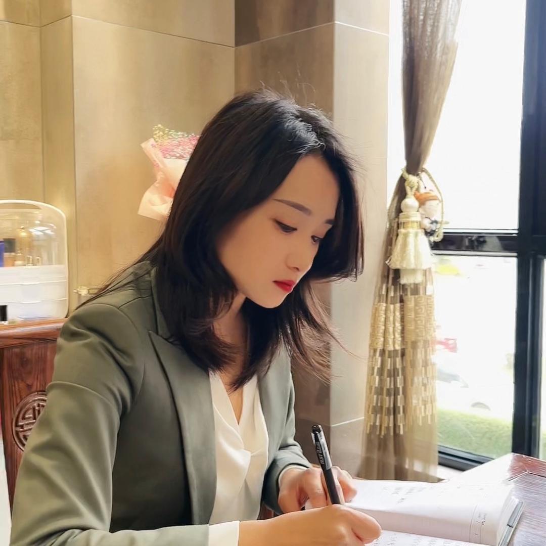 卖瓷砖的小姐姐💋