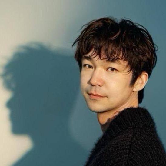 姜龙天生黄毛
