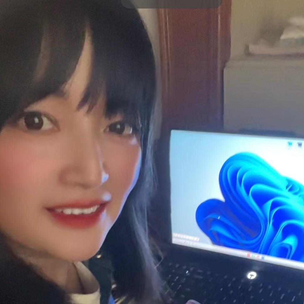 小艺🎤每天8点开播