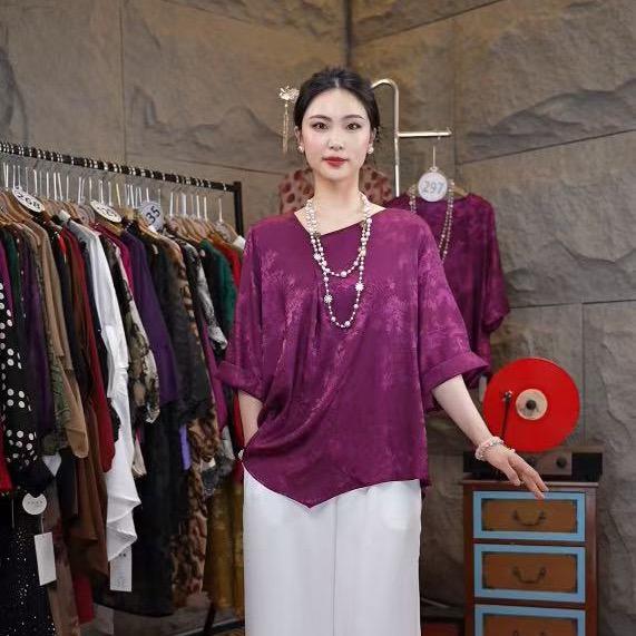 女王范大码女装工厂店