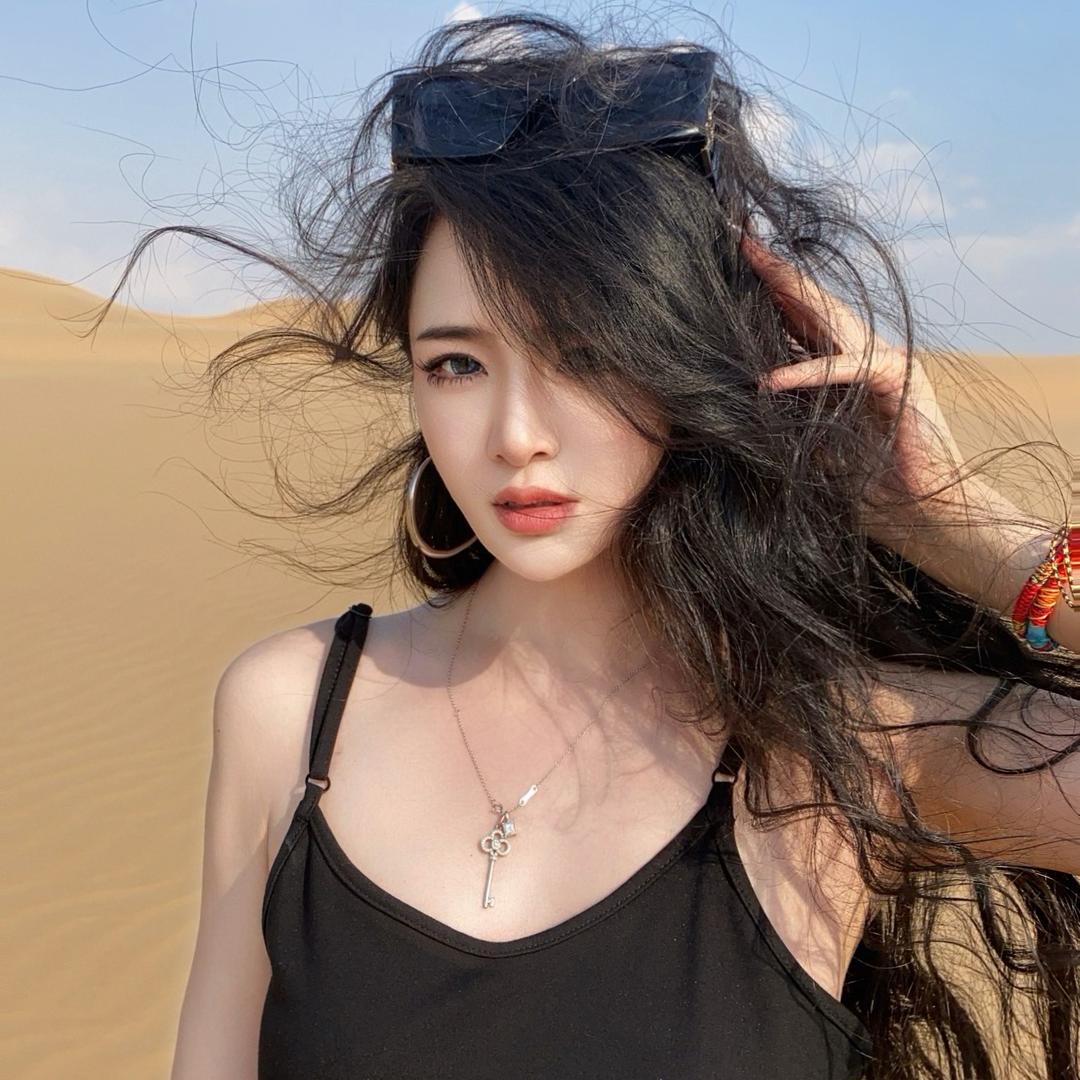 石梓彤
