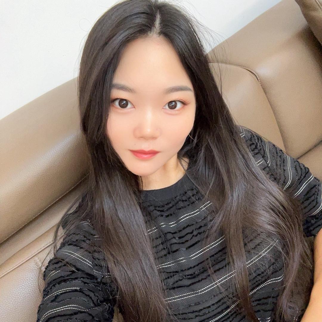 是小雪呀🌸