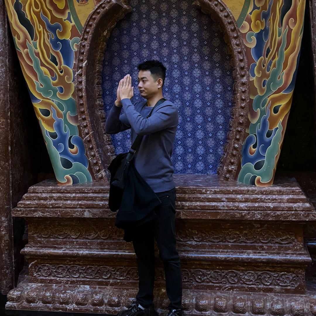 李 康 康、