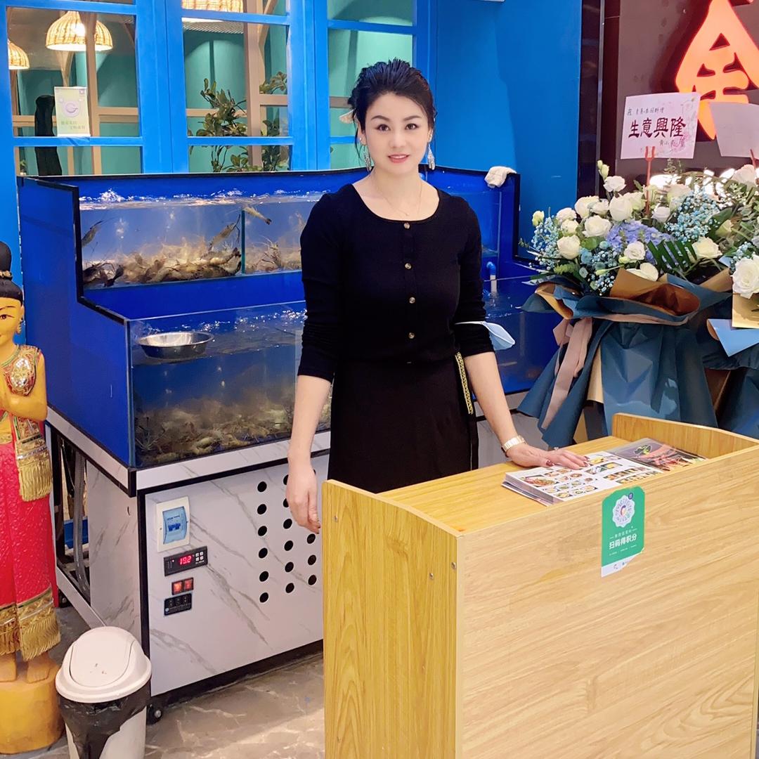 做泰国料理的小泰妹
